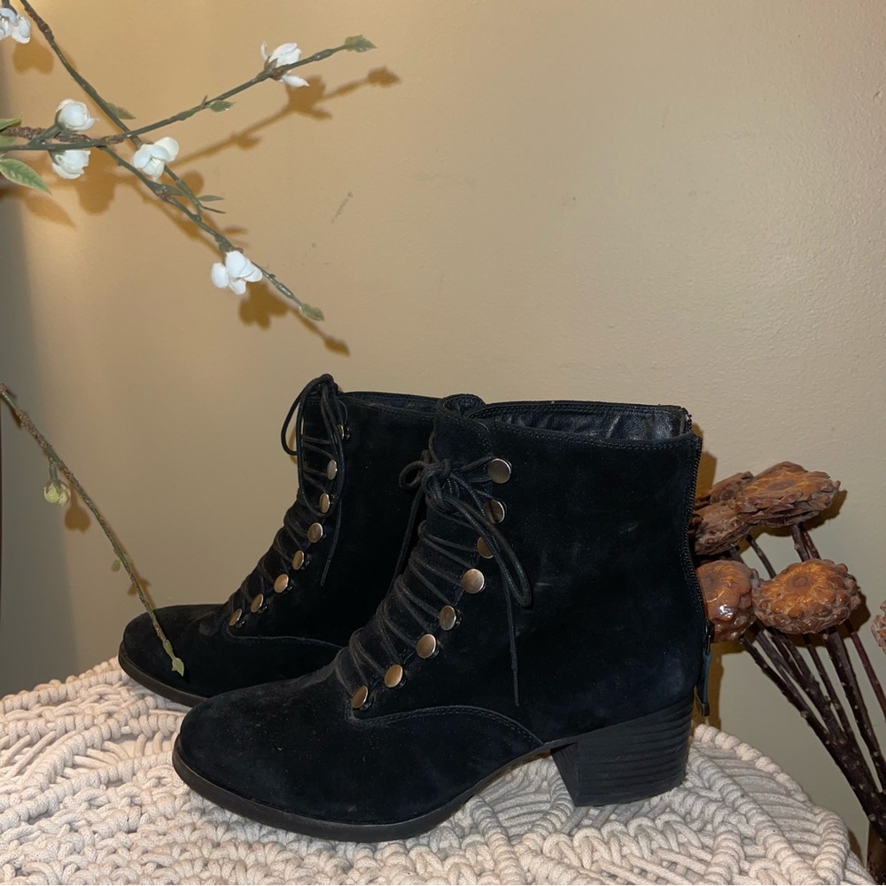 Earth booties - Picture 2 of 10